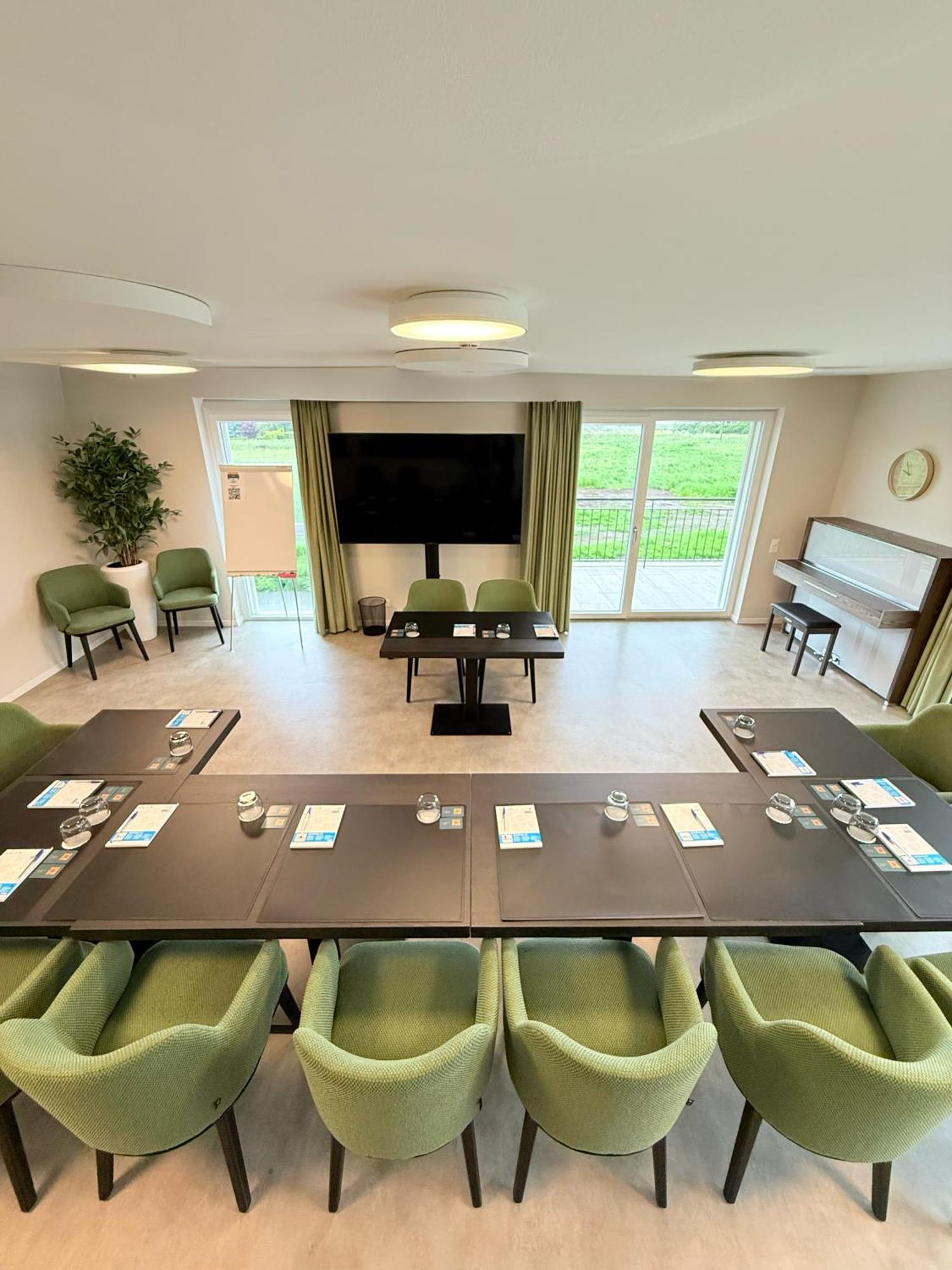 Alp Art Hotel Monthey Collombey-Muraz Ngoại thất bức ảnh
