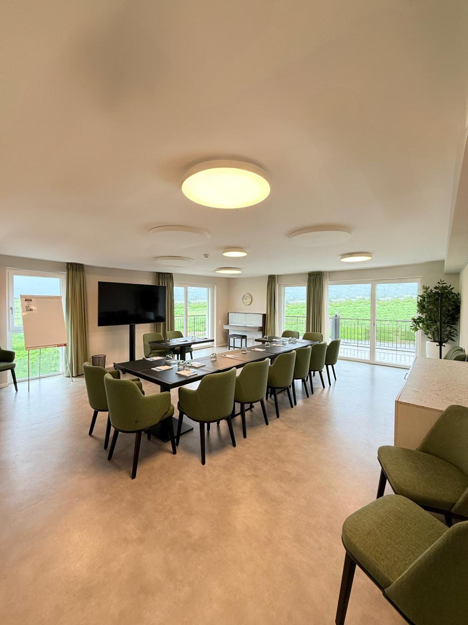 Alp Art Hotel Monthey Collombey-Muraz Ngoại thất bức ảnh